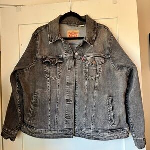 Levi's Women’s Plus Charcoal Denim Jacket